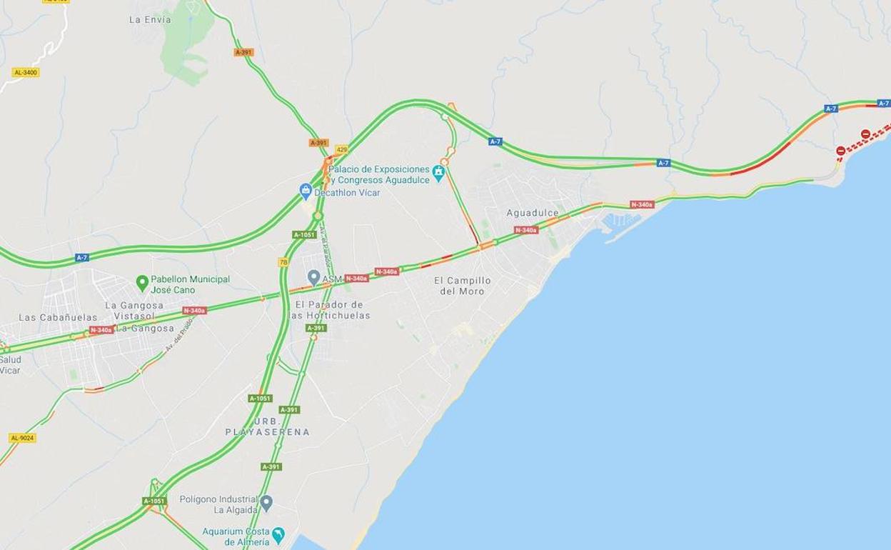 Tráfico fluido este miércoles en los accesos a la A7 y solo algo de intensidad antes de la salida del Puerto de Almería