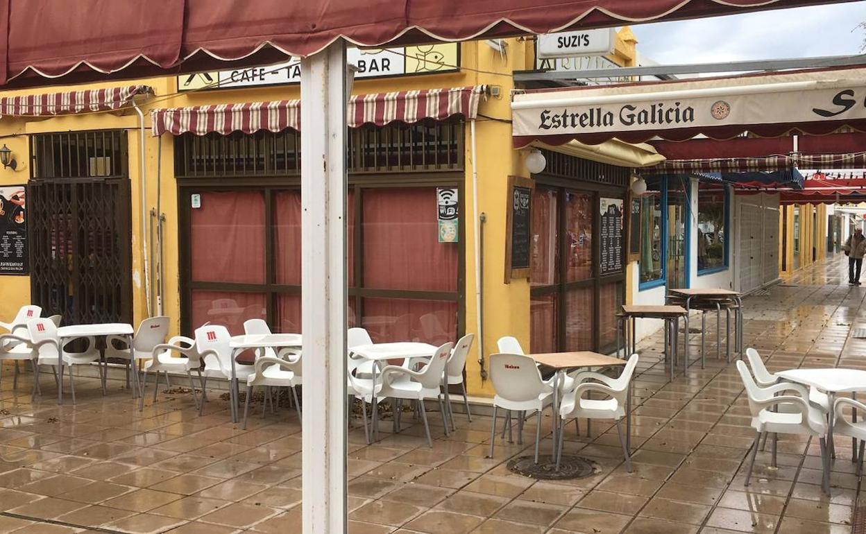 Comerciantes de la 'Urba' lanzan una campaña para pedir que se retrasen las vacaciones en lugar de cancelarlas