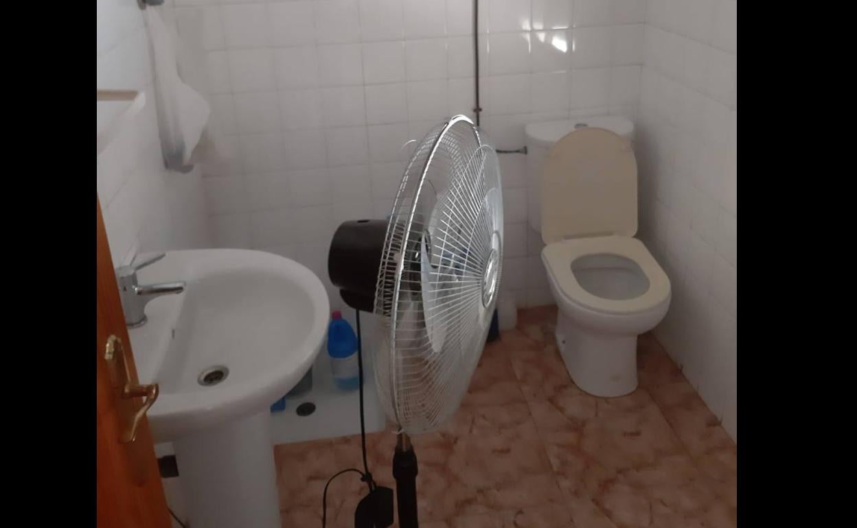 La AUGC denuncia la peligrosidad de las «obsoletas» instalaciones del cuartel de Roquetas