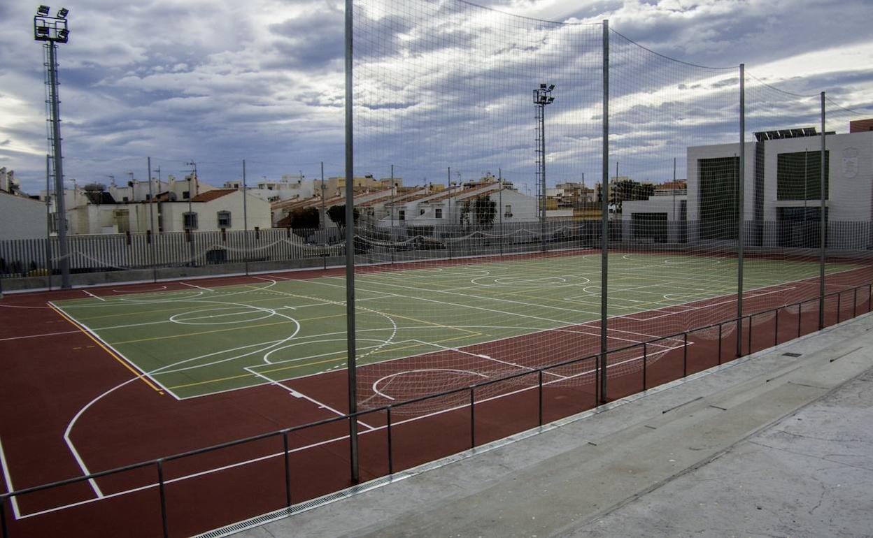 Deportes prepara un plan «lento y pausado» para abrir las instalaciones deportivas municipales