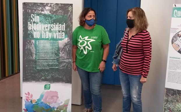 Sasi Barroso y Pilar Granados, de Ecologistas en Acción Roquetas.
