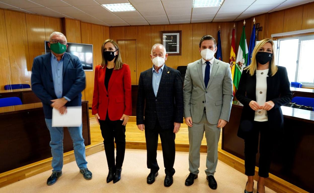 Firmada la cesión de terrenos para el futuro Centro de Empleo
