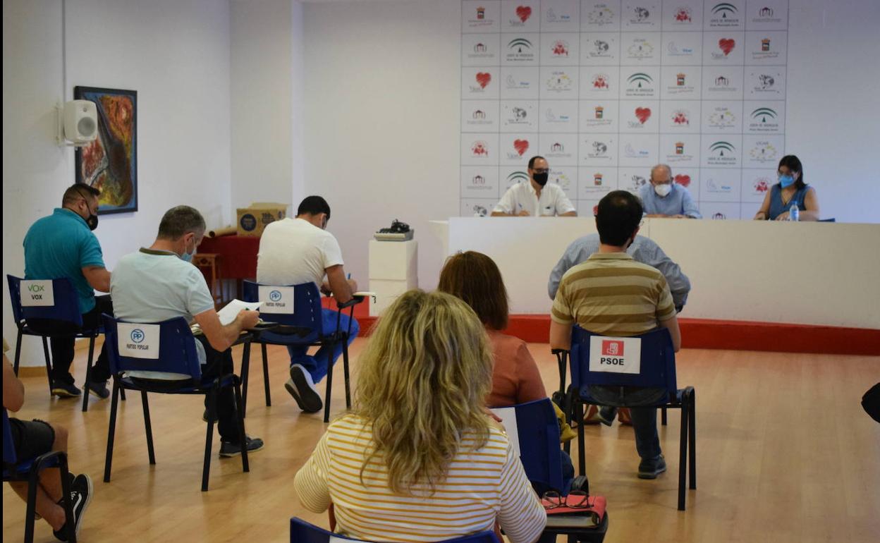 El Pleno de Vícar aprueba la cesión a la Junta del Centro de FP