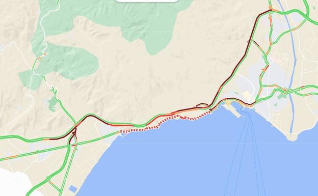 El colapso ha llegado hasta Huércal de Almería y también está afectando al sentido Almería, en El Parador. 