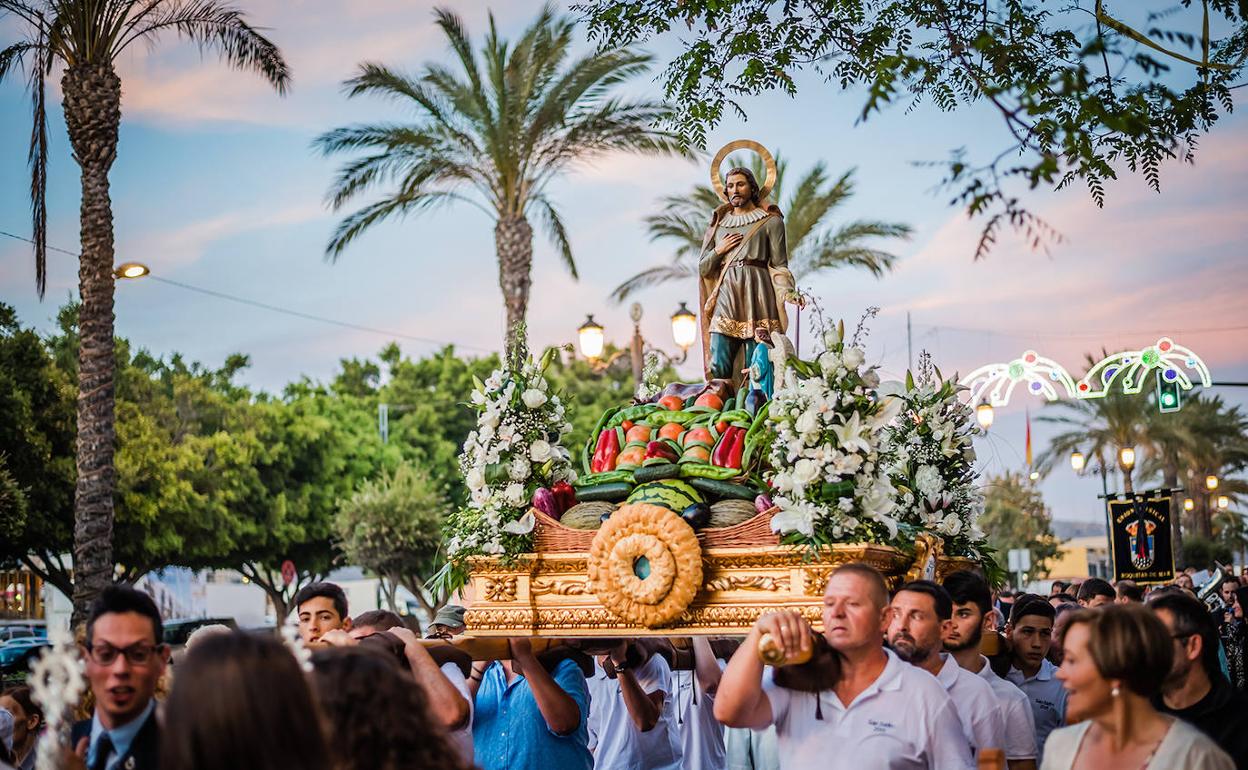 Imagen de la procesión de San Isidro de otros años, que en esta ocasión será el domingo. 