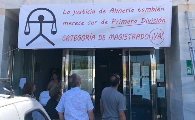 La Junta respalda a los jueces del Poniente en sus peticiones para elevar sus categorías a magistrados