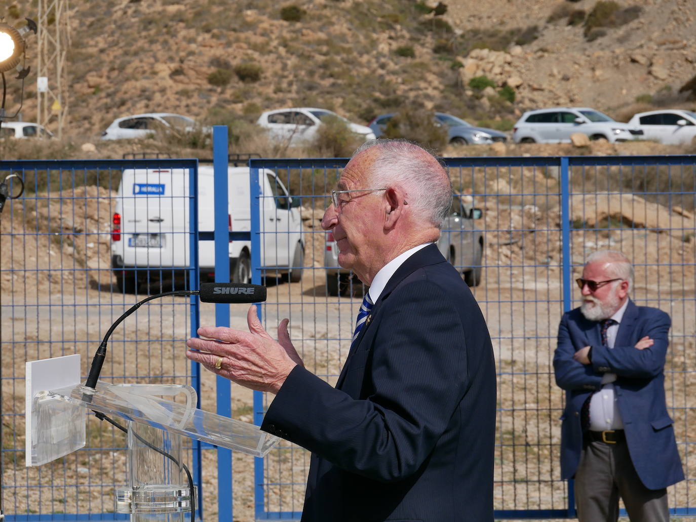 Moreno Bonilla pone la primera piedra de la conexión de Roquetas con la desaladora