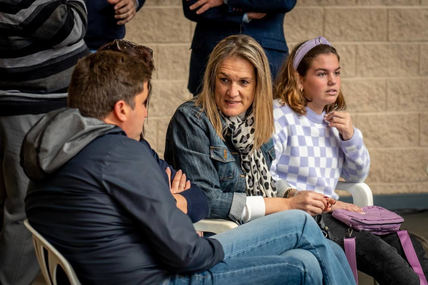 Medio millar de gimnastas participan en el torneo Roquetas 2015