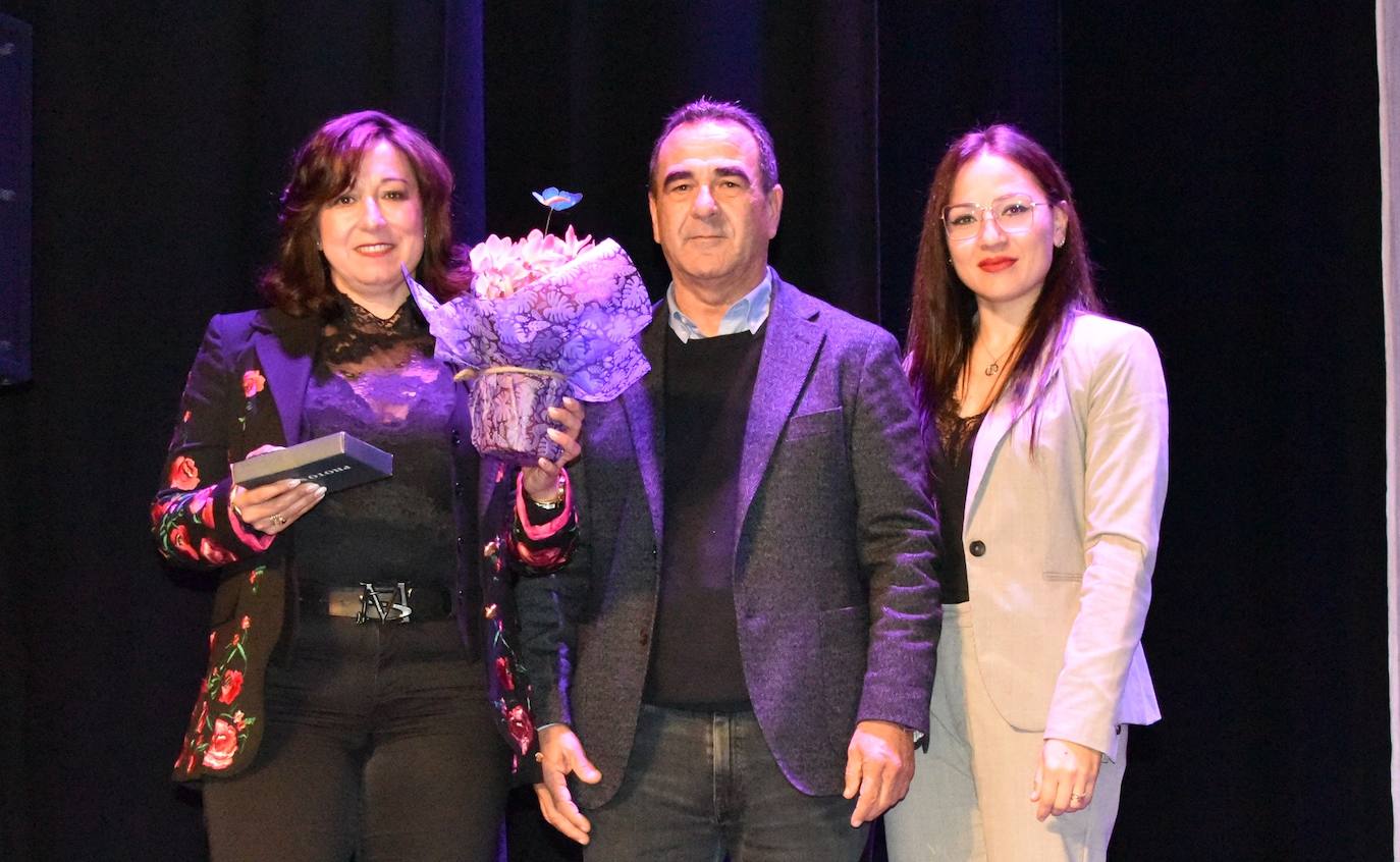 Testimonios y homenajes en la primera Gala de la Mujer de La Mojonera