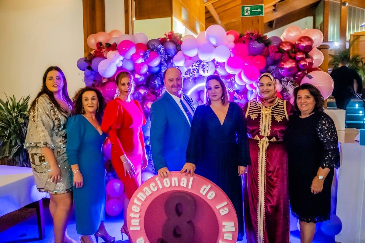 Cena de gala en Playa Serena con motivo del Día de la Mujer