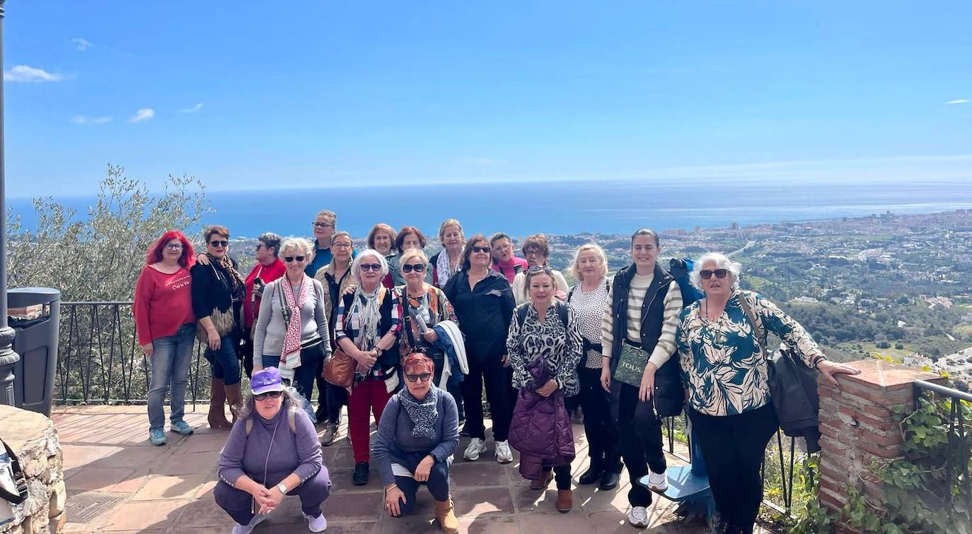 Viaje de convivencia a Mijas con motivo del Día de la Mujer