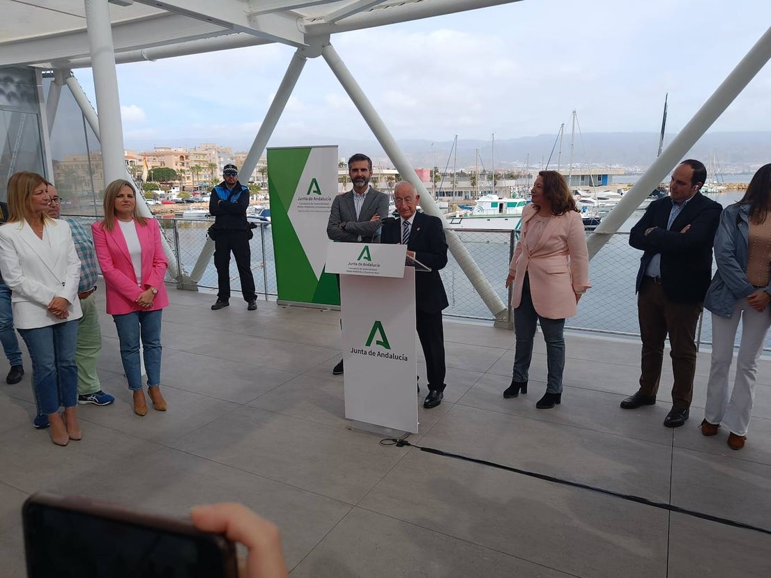 Roquetas ya tiene su nueva lonja lista para un uso pesquero y turístico