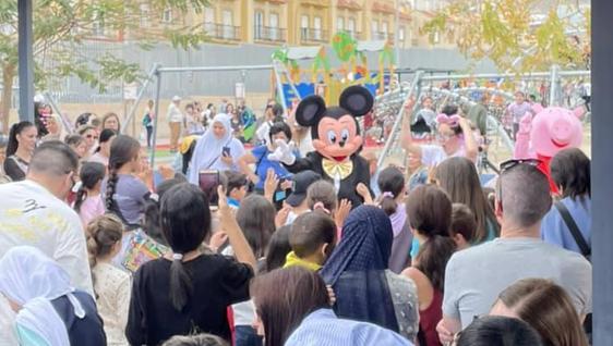 Vícar celebra el Día del Padre con una fiesta en el Parque de las Familias