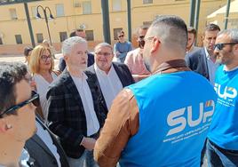 El SUP saludó al ministro en su reciente visita a Roquetas para agradecerle la decisión.