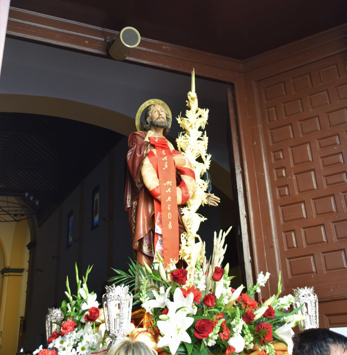 San Marcos procesiona por las calles de Roquetas