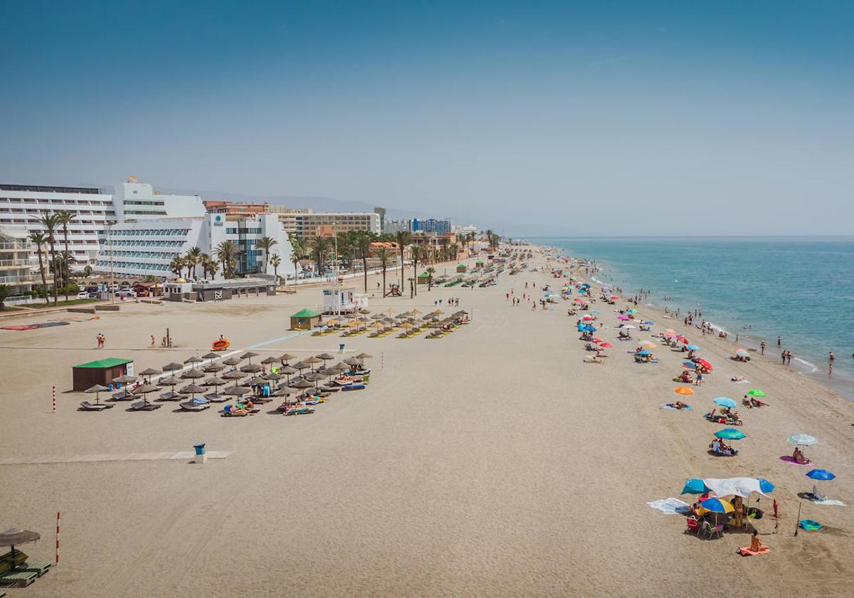 Adjudicada la instalación de zonas de sombra y pasarelas de las playas