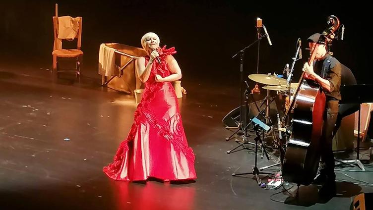 Lorca revive en el Auditorio de Roquetas de la mano de Pasión Vega