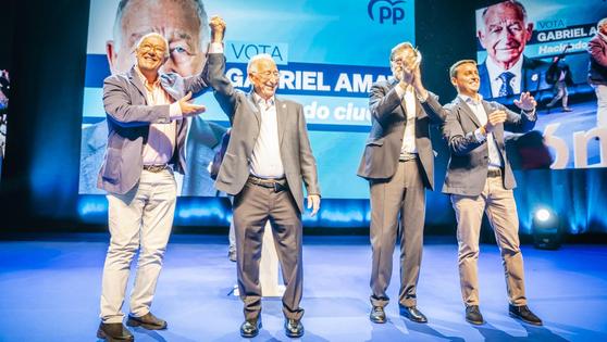 Rajoy pide el voto para el «extraordinario» alcalde de Roquetas