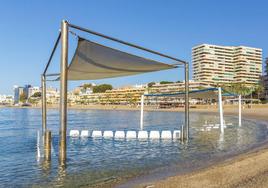 La Junta autoriza el Plan de Playas que organiza los servicios en Roquetas