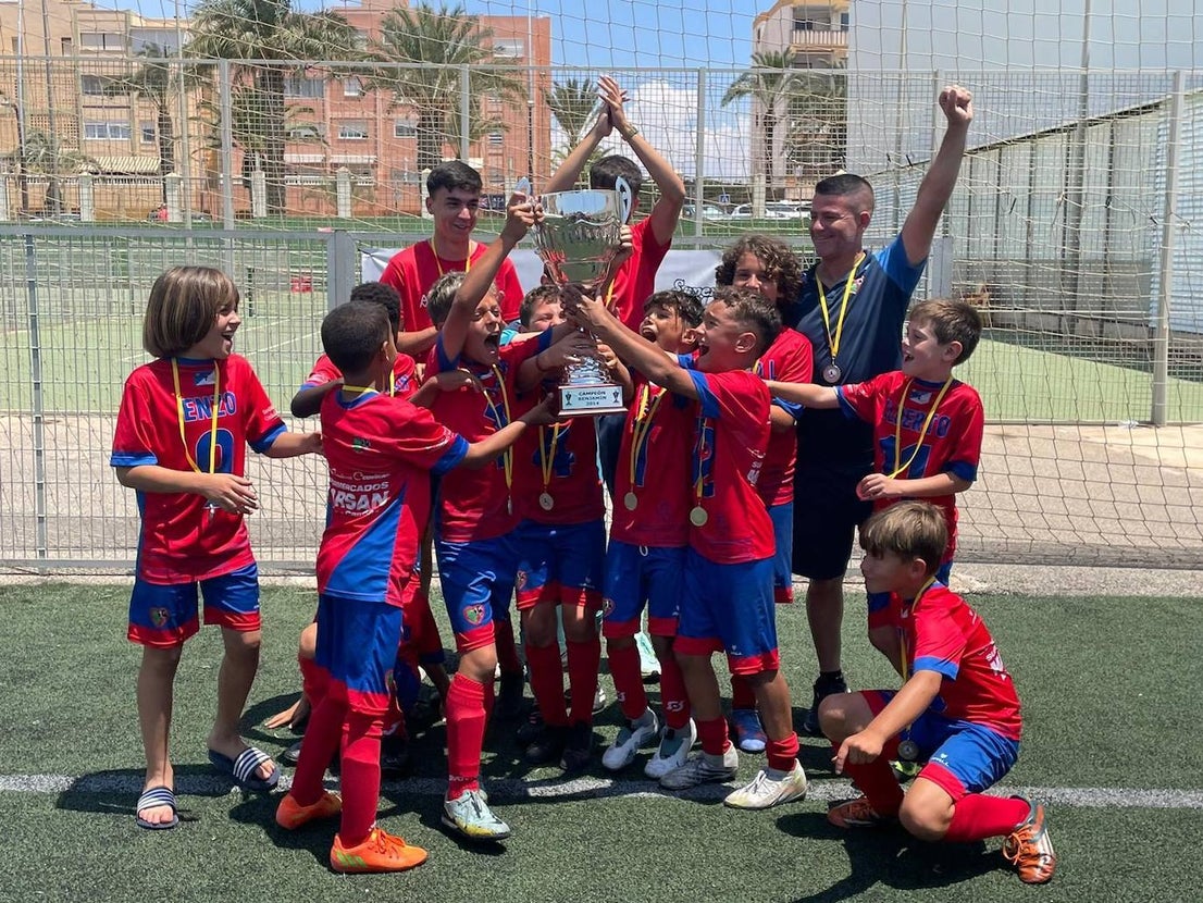 La Supercup de Roquetas atrae a 2.500 deportistas de toda España
