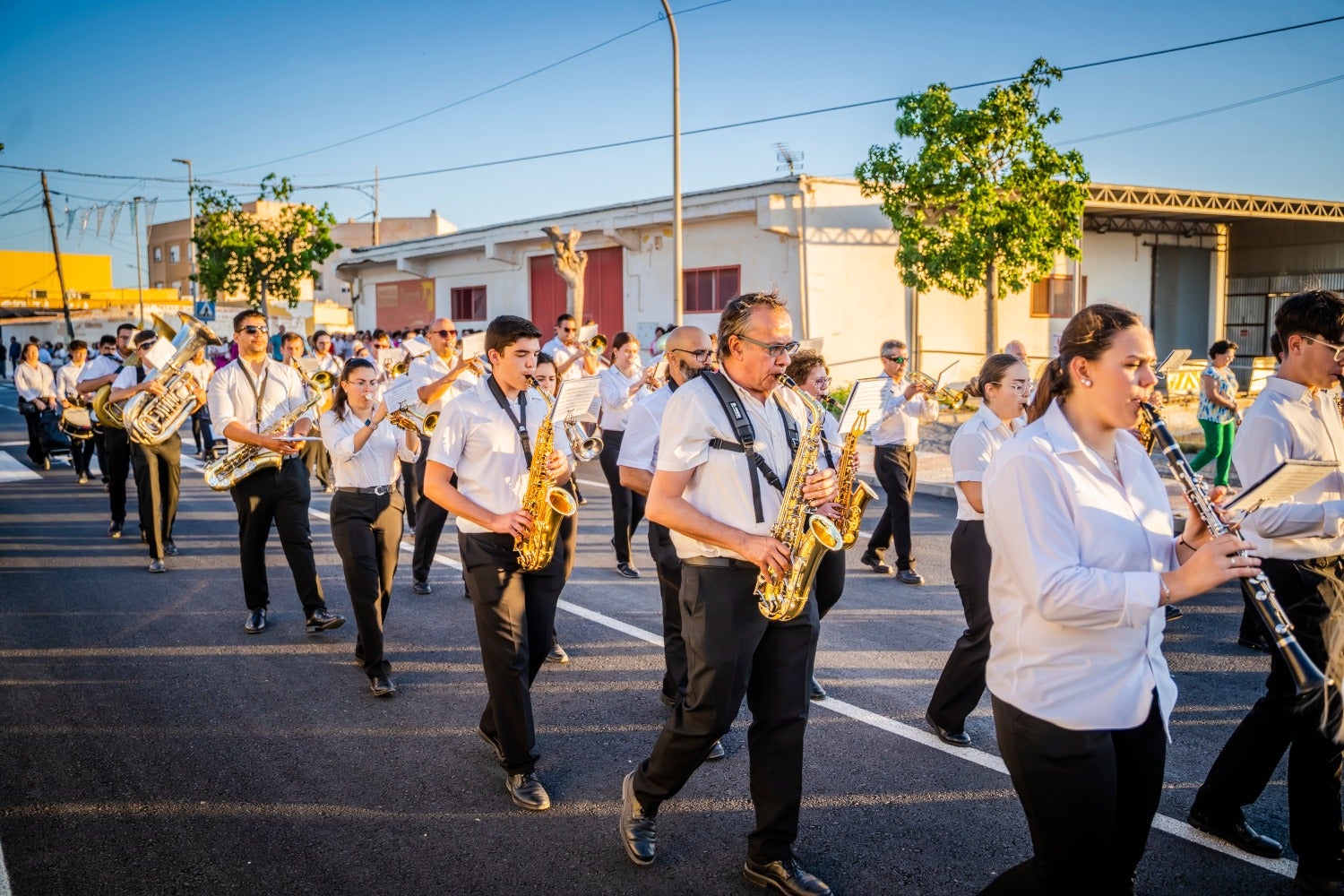 San Antonio y La Inmaculada procesionan por las calles de Cortijos de Marín en sus fiestas