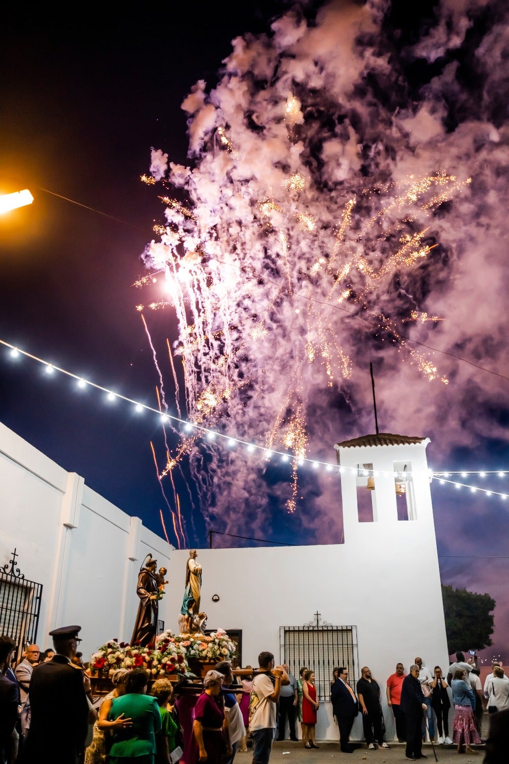 San Antonio y La Inmaculada procesionan por las calles de Cortijos de Marín en sus fiestas
