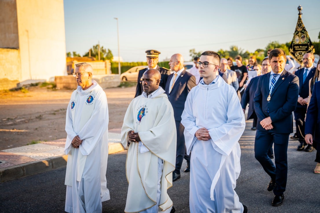 San Antonio y La Inmaculada procesionan por las calles de Cortijos de Marín en sus fiestas