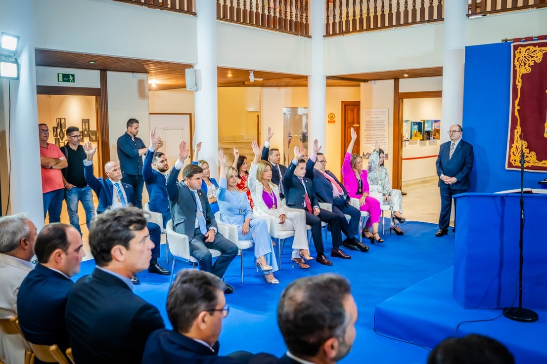 Así fue el Pleno de investidura en Roquetas de Mar