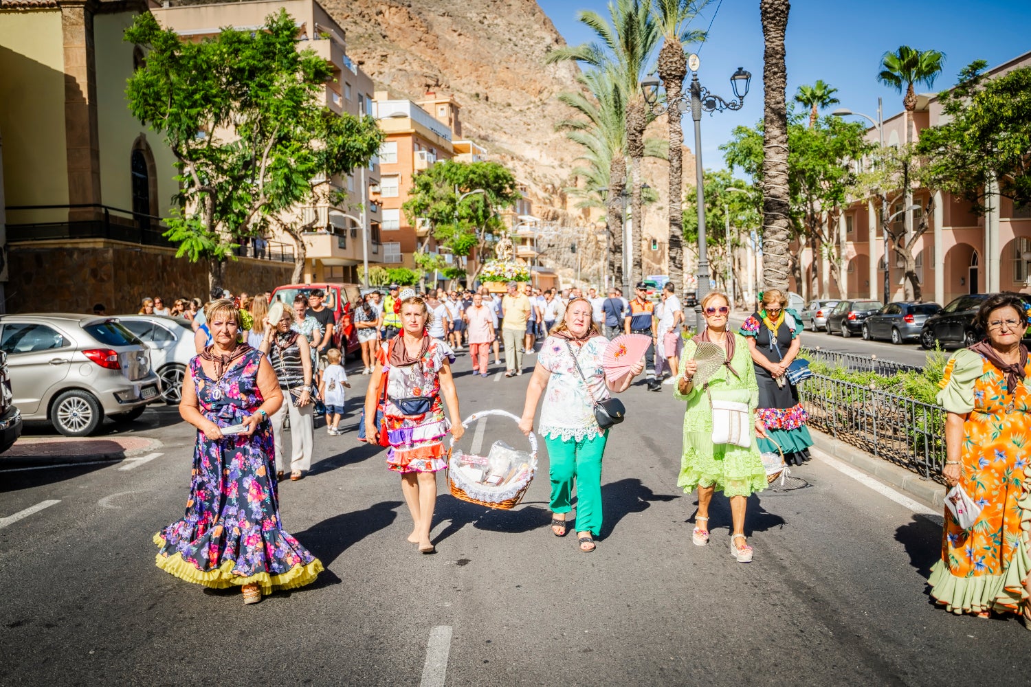 Aguadulce pasea a su Señora