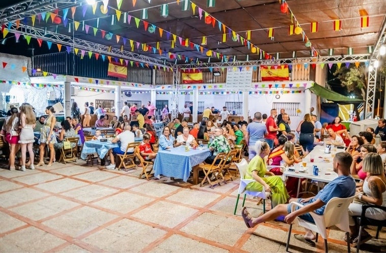 El Solanillo finaliza sus fiestas en honor a la Virgen María con unión vecinal y alegría