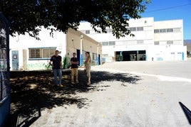 Visita de la concejala Lourdes García al CEIP Torrequebrada