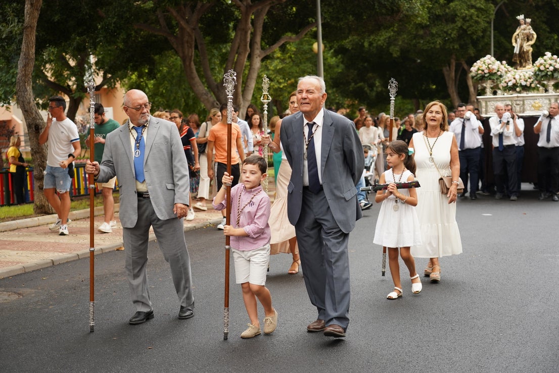La Virgen del Carmen reúne a sus fieles en la procesión de Aguadulce