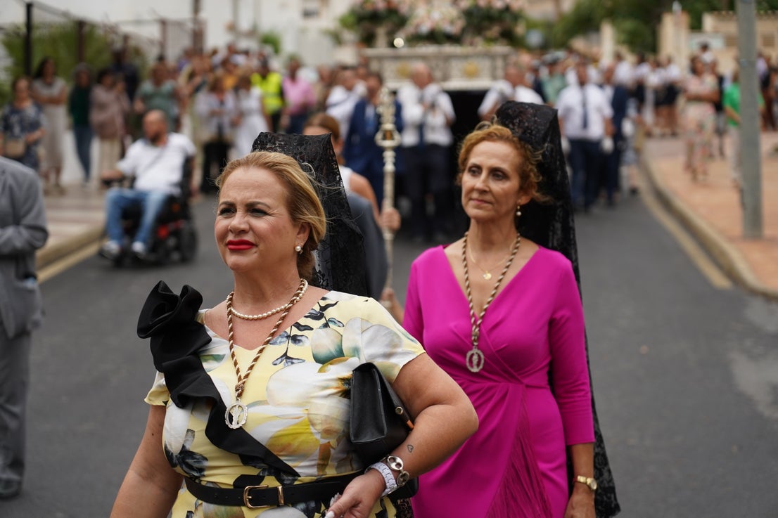 La Virgen del Carmen reúne a sus fieles en la procesión de Aguadulce
