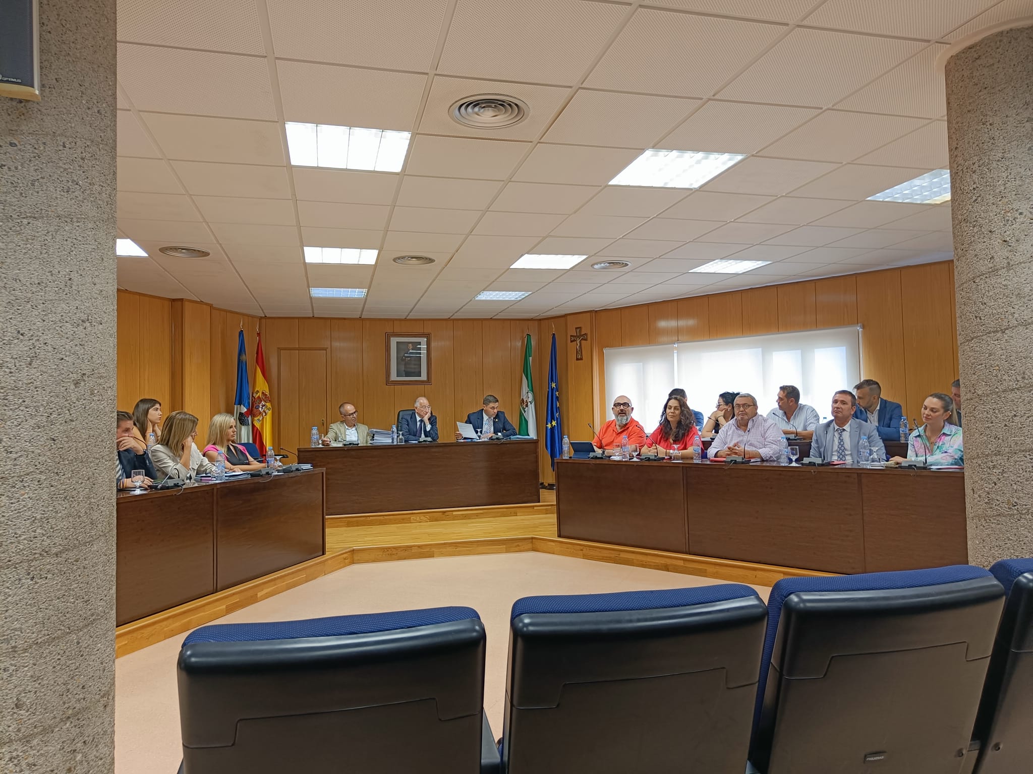 Imagen del pleno extraordinario celebrado en el día de ayer en el Ayuntamiento de Roquetas de Mar.