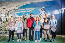 Entrega de diplomas de los talleres de defensa personal.