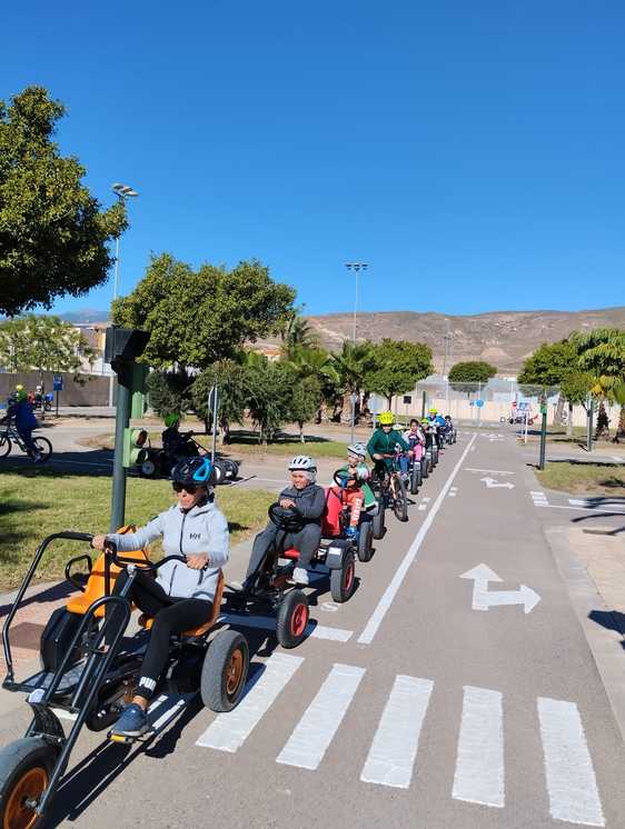 Más de 900 escolares han aprendido conocimientos de Educación Vial en Vícar