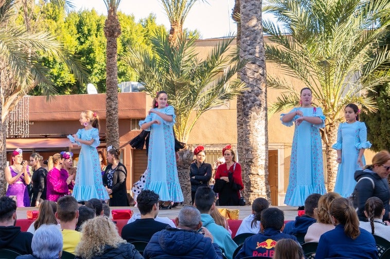La Mojonera se llena de ilusión y diversión por la llegada de actividades navideñas
