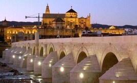 Imagen del puente romano, uno de los lugares icónicos de Córdoba.