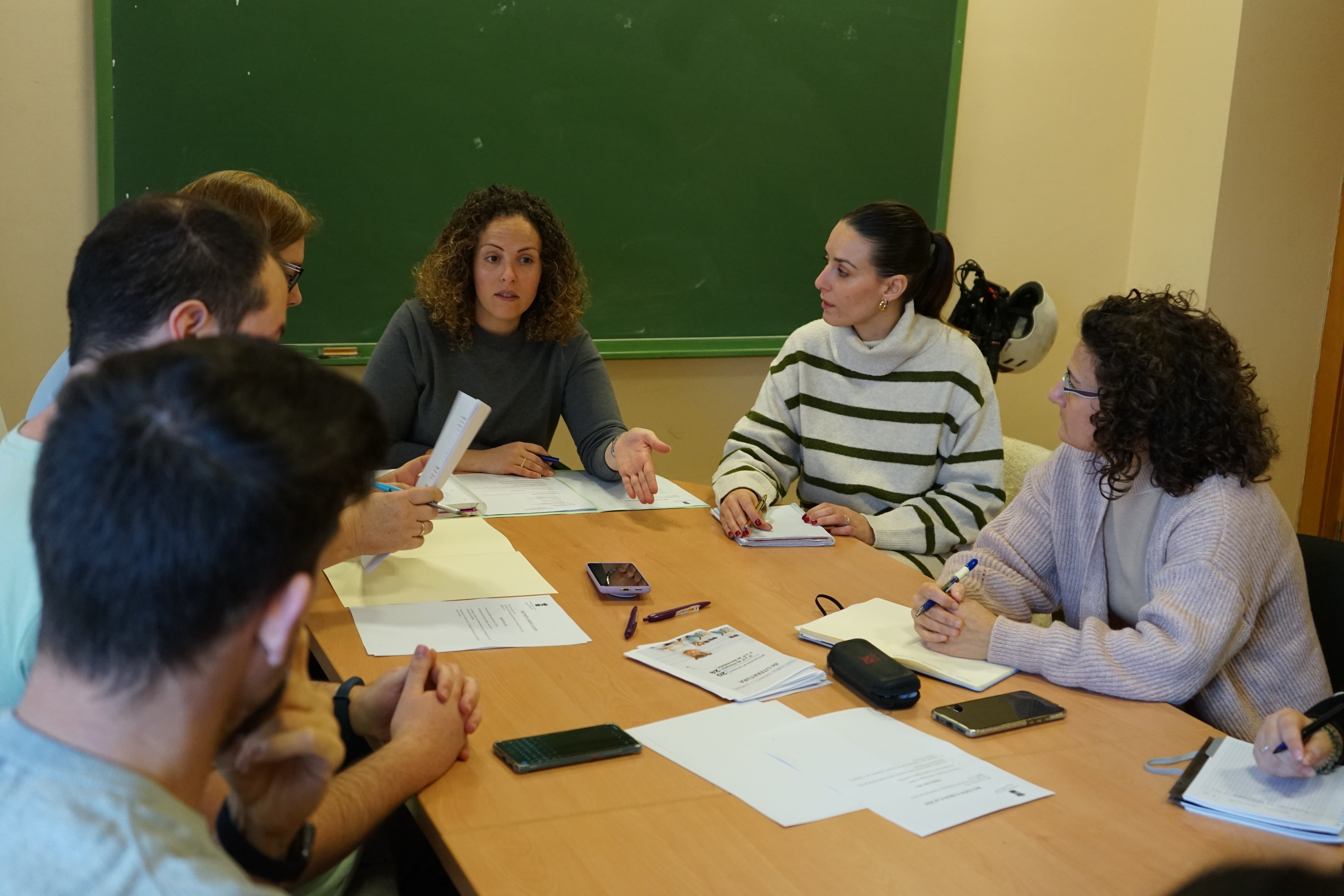 La reunión en la que se abordaron varias temáticas relevantes.
