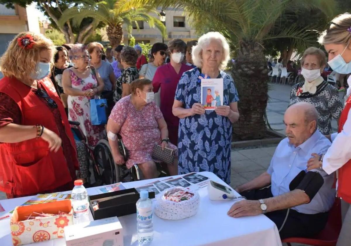 Cómo detectar mensajes 'spam', uno de los talleres para mayores
