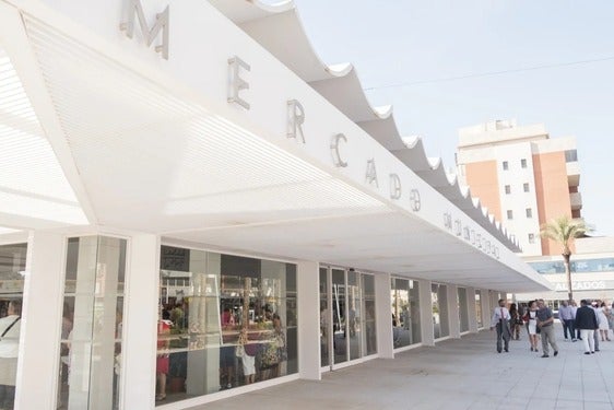 Roquetas refuerza los Mercados de Abastos de todo el municipio