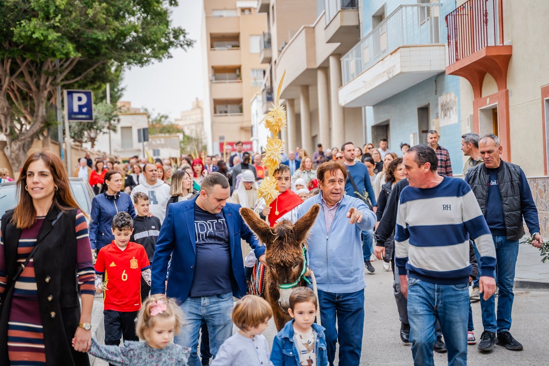 Así fue la procesión de las Palmas y Olivos