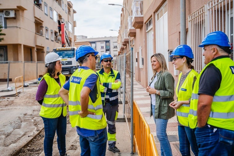 Roquetas apuesta por la renovación y mejora de varias calles municipales