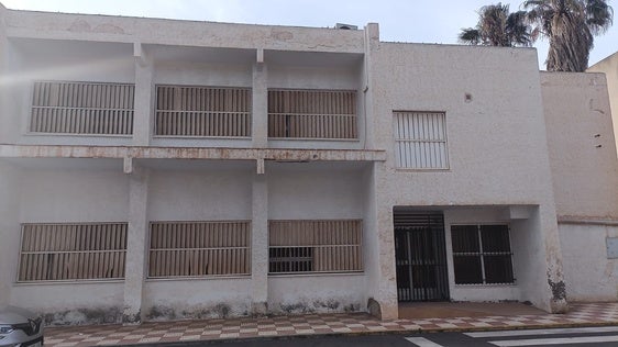 Descontento de familias ante la distribución del alumnado del IES Las Marinas