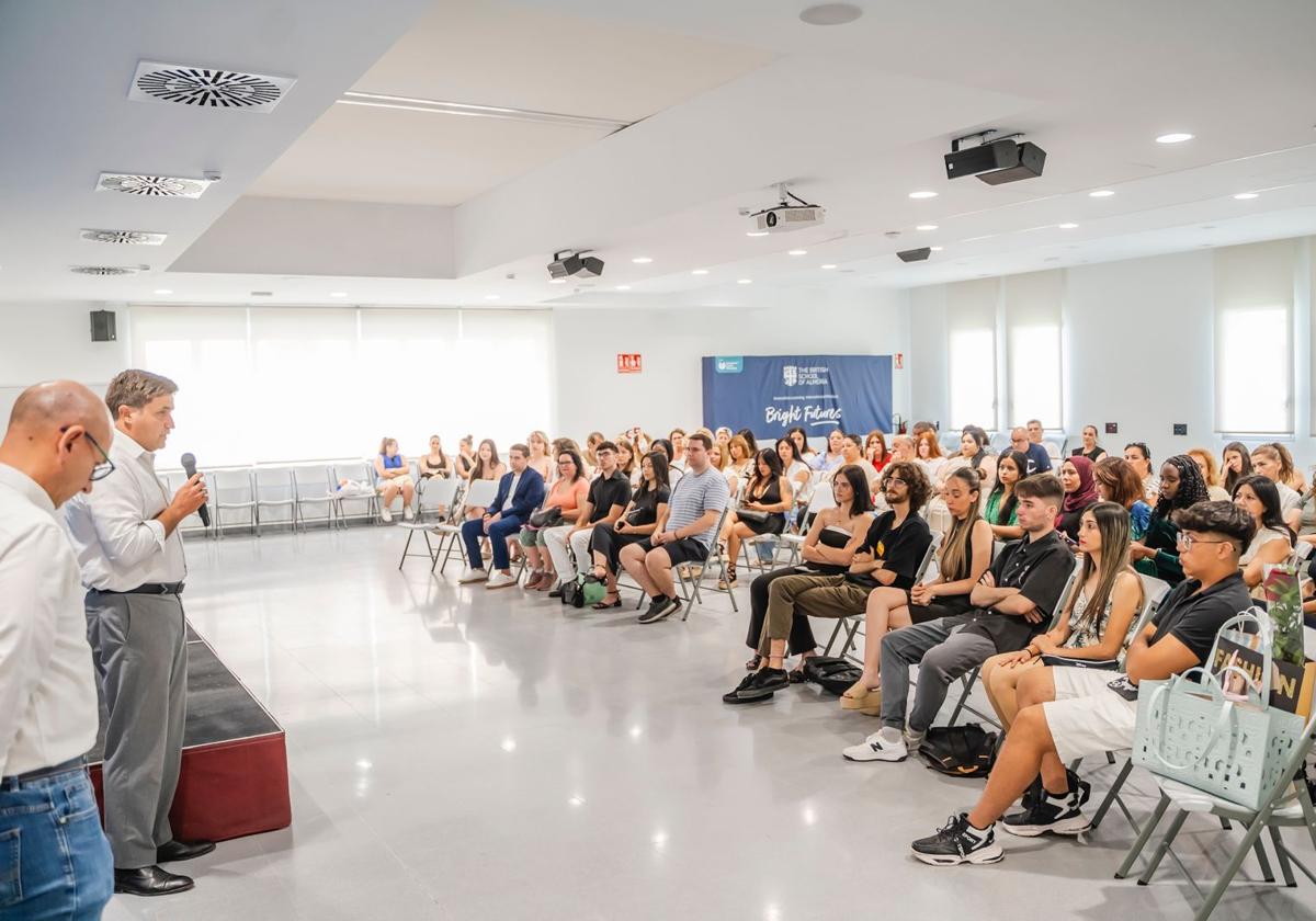 Finalizan con éxito de participación varios cursos formativos sobre celador