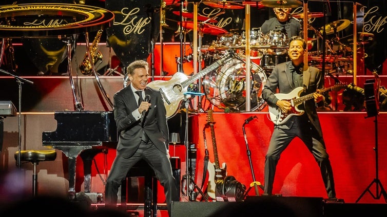 El Ayuntamiento de Roquetas califica el concierto de Luis Miguel de «éxito rotundo»