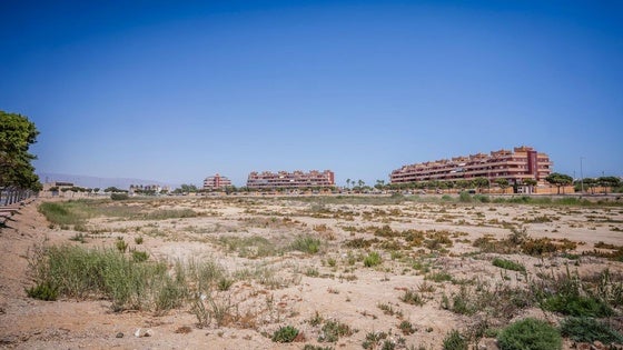 Roquetas reduce el proyecto del hospital privado y lo saca de nuevo a licitación