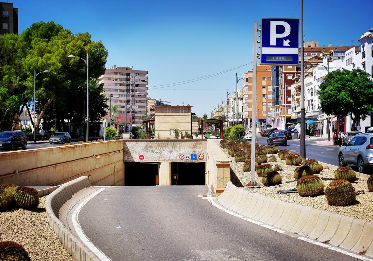 El Ayuntamiento busca empresa para que se haga cargo de dos aparcamientos subterráneos