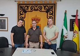 Minutos después de la firma del convenio de colaboración