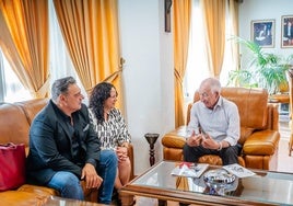 Gabriel Amat se reunió para ver las novedades del congreso.